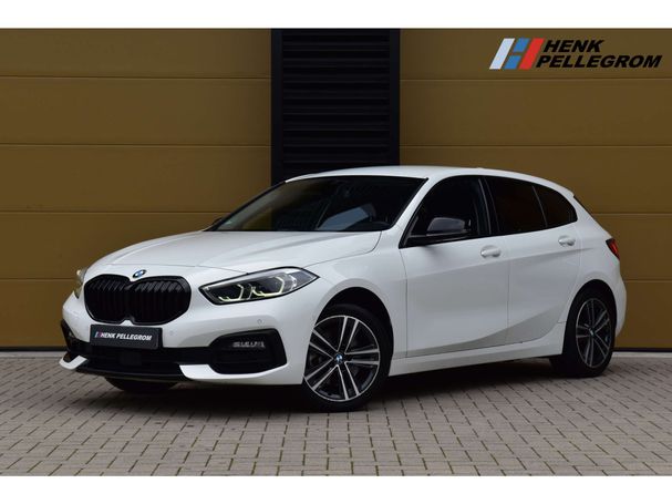 BMW 118i Sport Line 100 kW image number 1