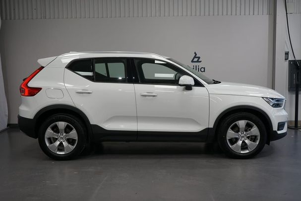 Volvo XC40 B4 R 147 kW image number 2