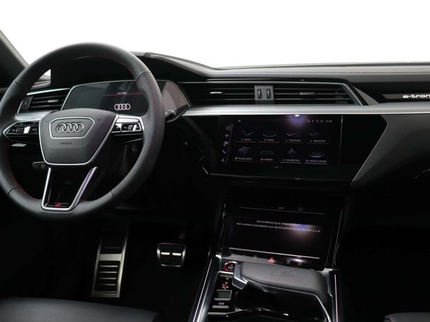 Audi SQ8 quattro e-tron 370 kW image number 24