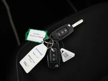 Car image 37