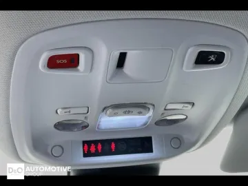 Car image 35