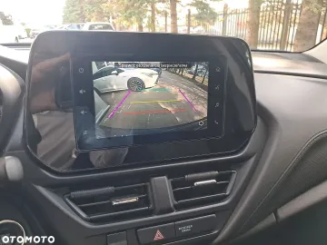 Car image 29