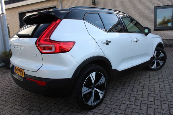 Volvo XC40 Recharge AWD Plus 300 kW image number 2