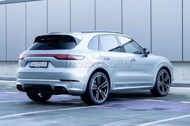 Porsche Cayenne E-Hybrid 340 kW image number 11