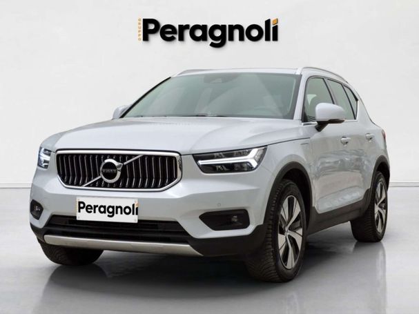 Volvo XC40 T4 95 kW image number 1