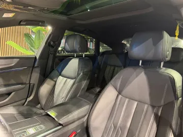 Car image 35