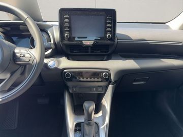 Car image 13