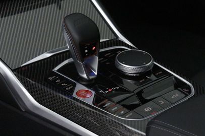 Car image 35