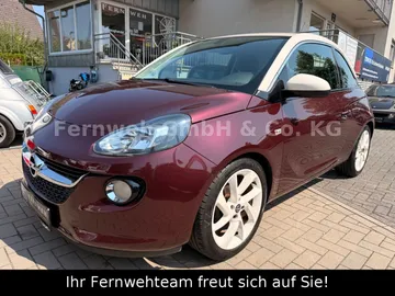 Car image 2