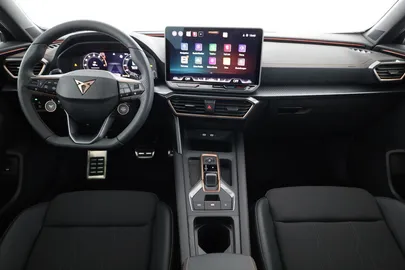 Car image 30