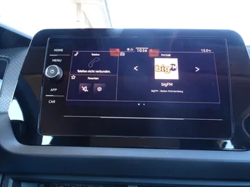Car image 23