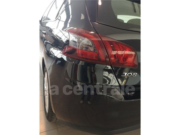 Peugeot 308 1.2 PureTech 110 Active 81 kW image number 14