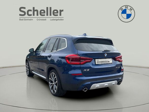 BMW X3 xDrive30e xLine 215 kW image number 4