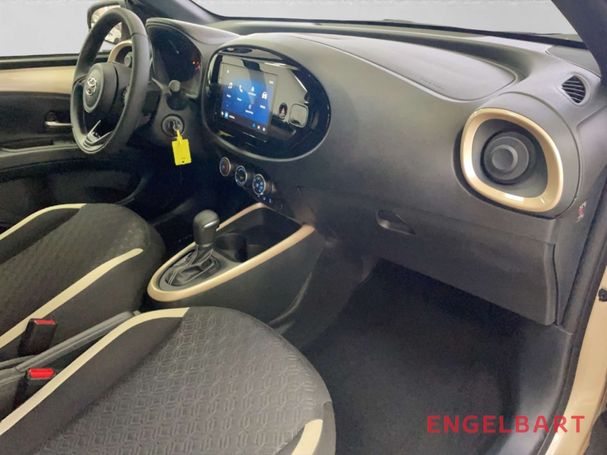 Toyota Aygo X 1.0 53 kW image number 11