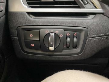 Car image 33