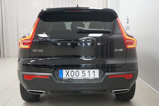 Volvo XC40 D4 AWD R-Design 141 kW image number 2