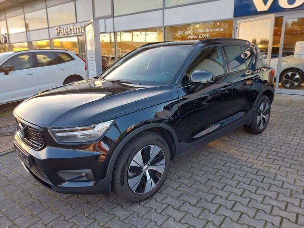 Volvo XC40 R Recharge Plug-in Hybrid T4 Design 155 kW image number 1