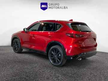 Car image 5