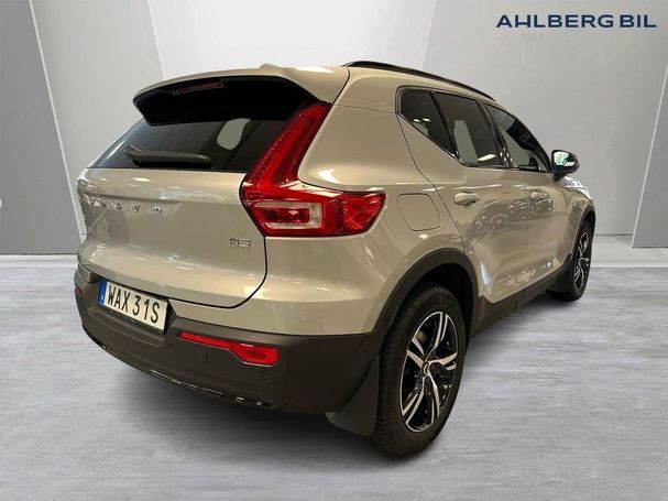 Volvo XC40 B3 Plus Dark 120 kW image number 4