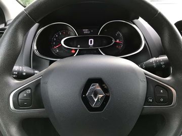 Car image 26