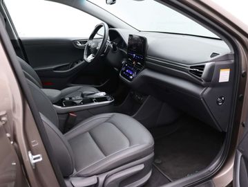 Car image 31