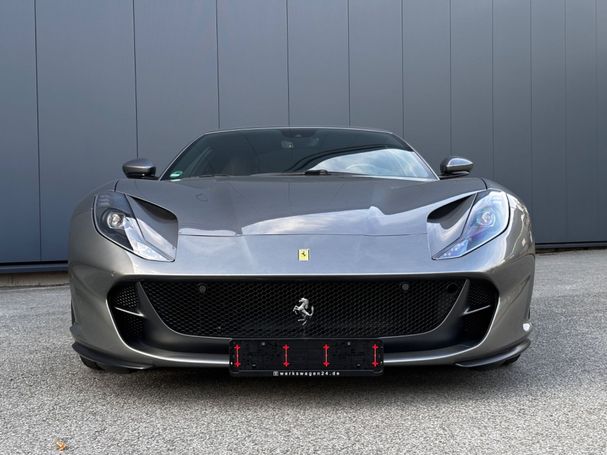 Ferrari 812 Superfast 588 kW image number 8