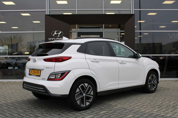 Hyundai Kona EV 150 kW image number 4