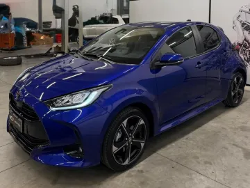 Car image 1