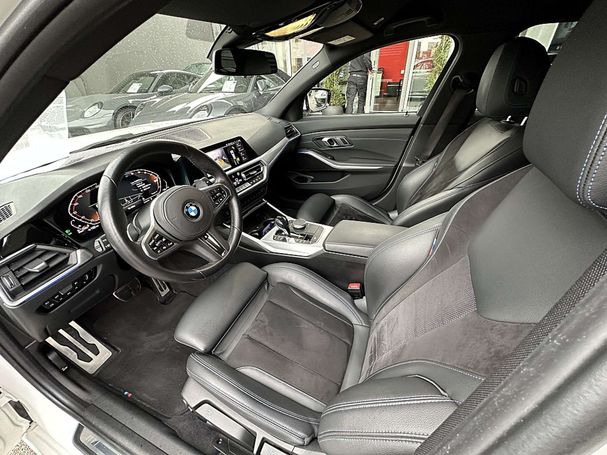 BMW 320d Touring xDrive 140 kW image number 36