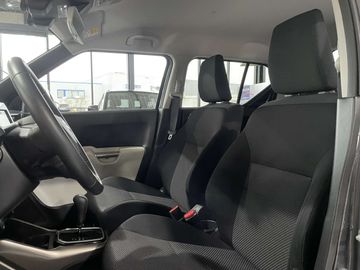 Car image 12