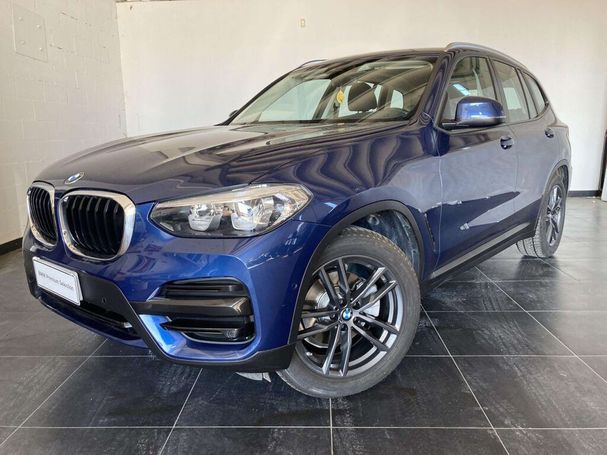 BMW X3 xDrive20d Advantage 140 kW image number 1