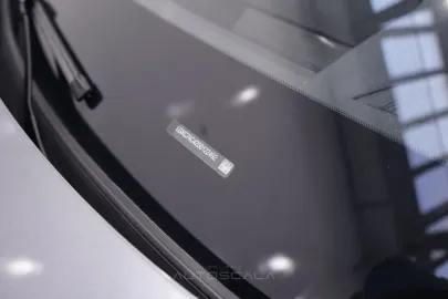 Car image 33