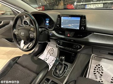 Car image 37