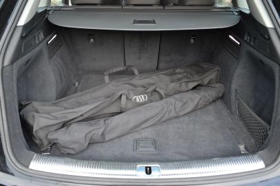 Car image 36