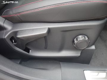 Car image 32