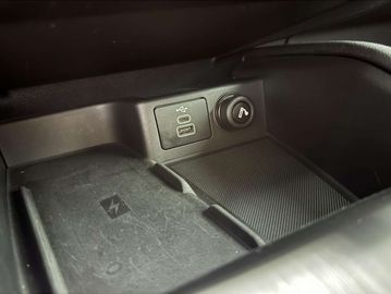 Car image 31