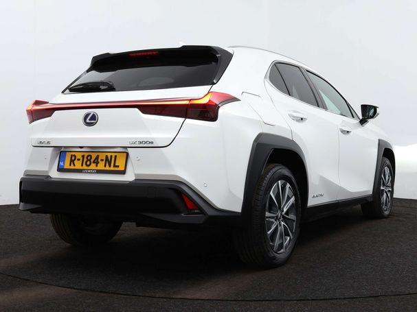 Lexus UX 300e 150 kW image number 2