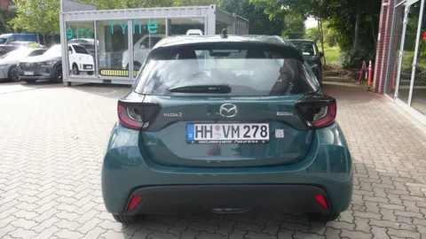 Car image 3