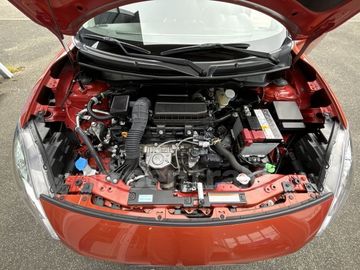 Car image 11