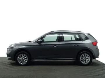 Car image 30