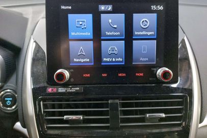 Car image 21