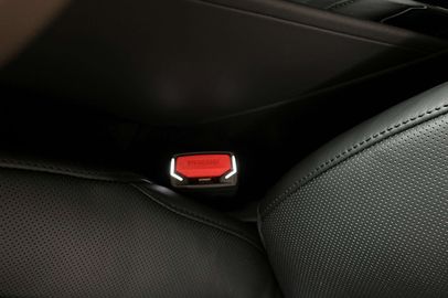 Car image 37