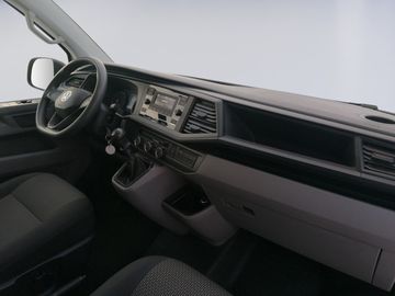 Car image 33