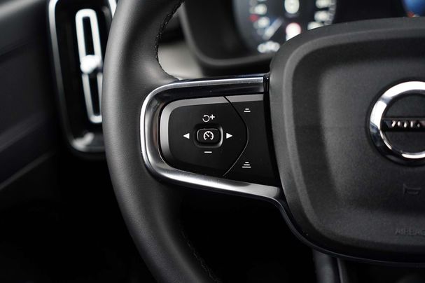 Volvo XC40 Recharge T4 Inscription 155 kW image number 18