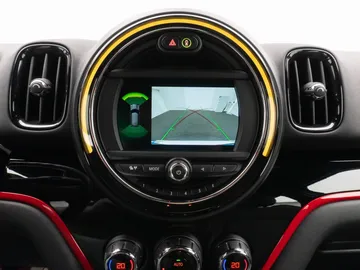 Car image 39