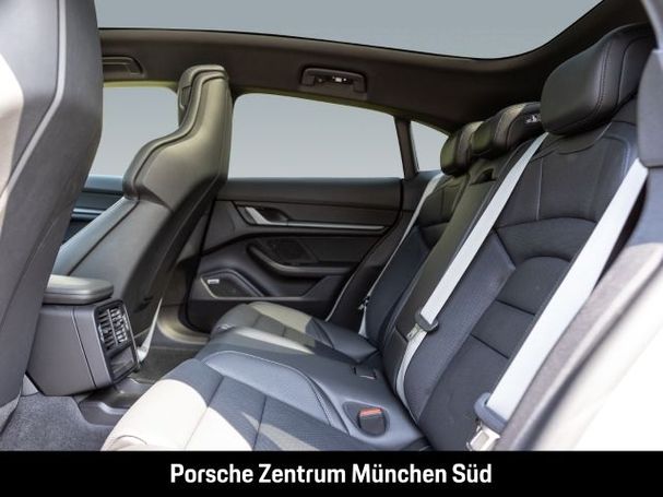 Porsche Taycan 4 Cross Turismo 320 kW image number 3