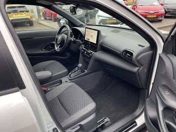 Car image 13