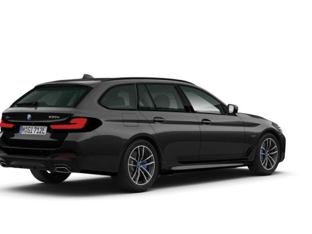 BMW 530 Touring xDrive 185 kW image number 3