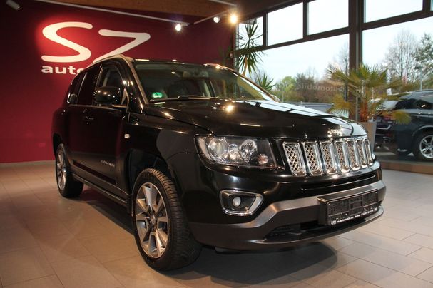 Jeep Compass 4x4 Limited 120 kW image number 3