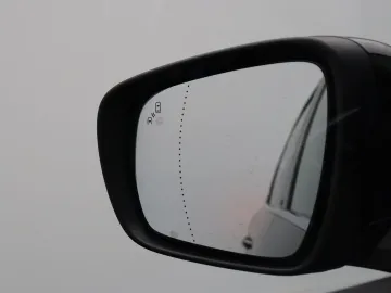 Car image 50